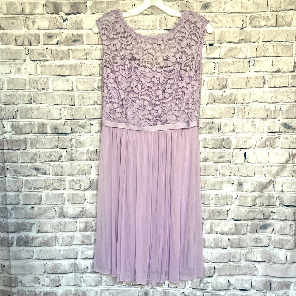 NWT!! David’s Bridal Cap Sleeve Lace Dress, Color Iris, Size 8